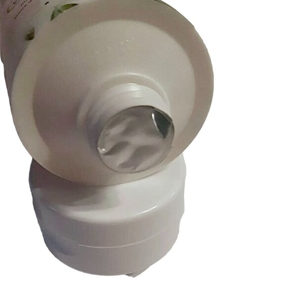 Nakery Beauty SkinRestore Body Hand Wash Rose Romance Cleanse 9.8oz 289mL - Picture 3 of 3